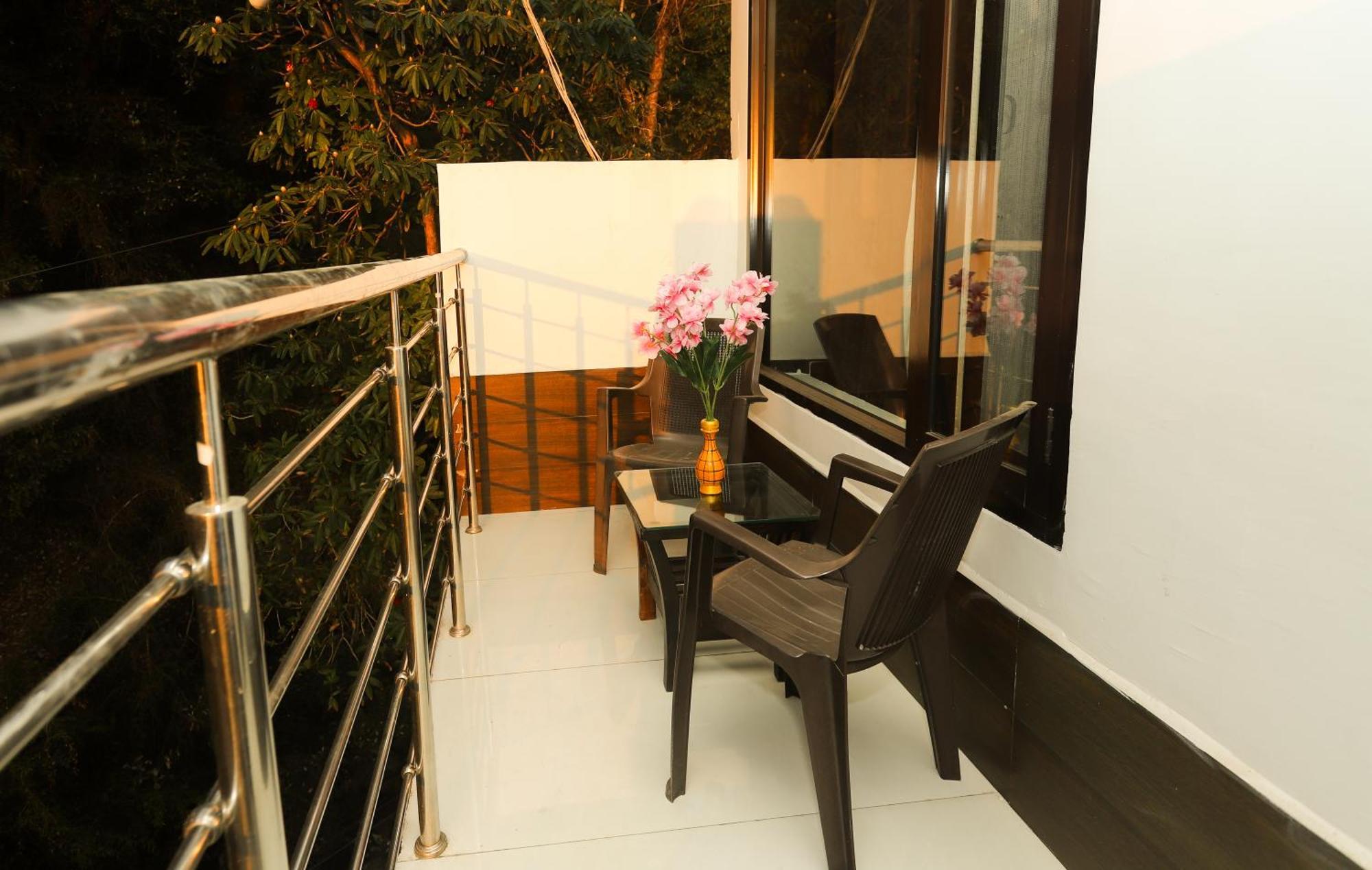 Hotel Mirage Grand McLeod Ganj Exterior foto